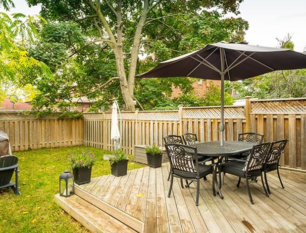 The Fence - Classic Wood Rail Fence, Privacy Fence & Picket Fence - NewTrendHome - Best Home Renovation And Remodeling Contractor In GTA-Toronto ( Aurora, Richmond Hill, Vaughan, Markham, Newmarket, Thornhill, Barrie, Schomberg, King, Concord, Kettleby, Woodbridge, Kleinburg )